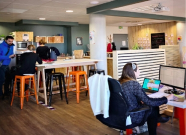 150 m² Business center in Saint Genis Pouilly, 15 avenue Emile Zola  (74100) - 1 | MatchOffice.com