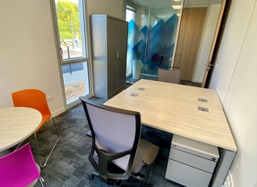 100 m² Serviced office in Lyon, Rue Voie Lactée 11 (69370) - 1 | MatchOffice.com