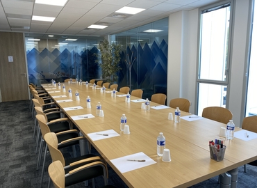 100 m² Business space in Lyon, Rue Voie Lactée 11 (69370) - 4 | MatchOffice