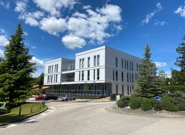 100 m² Business park in Lyon, Rue Voie Lactée 11 (69370) - 0 | MatchOffice.com