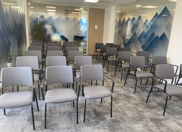 100 m² Business center in Lyon, Rue Voie Lactée 11 (69370) - 7 | MatchOffice