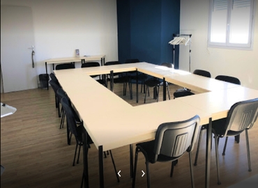 Domiciliation à location à Avignon 150 m², Immeuble Le Vinci 2  - 1 | MatchOffice.fr