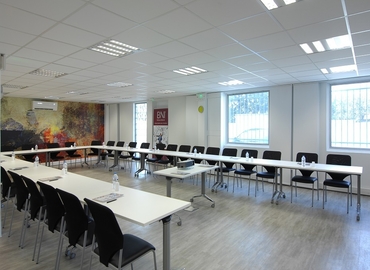 150 m² Conference hall in Gard, 76 Allées Louis Bleriot (30320) - 4 | MatchOffice