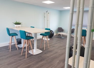 150 m² Business center in Reims, 8 rue Gabriel Voisin  (51100) - 3 | MatchOffice.com