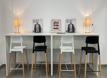 150 m² Business space in Sainte Maxime, Rte du Plan de la Tour (83120) - 1 | MatchOffice