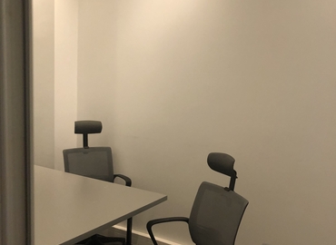 Salle de réunion à location à Paris 8 17 m², Rue de la Tremoille - 1 | MatchOffice.fr