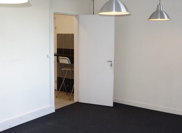 40 m² Co-working in Paris 15, Rue des Longs Prés 31b (92100) - 9 | MatchOffice.com