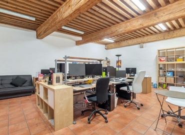 Parc d'affaires à location à Lyon 160 m²,  8 Quai Jules Courmont - 5 | MatchOffice.fr