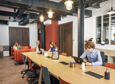 Bureau coworking à location à Saint-Dénis 500 m², 3 Pl. Martin Levasseur - 9 | MatchOffice