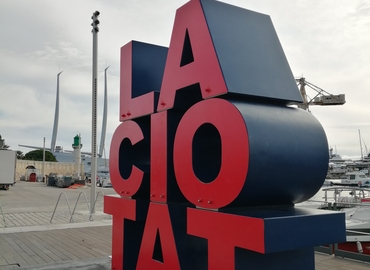 150 m² Conference center in Marseilles, 45 Avenue de la Coriandre  (13600) - 1 | MatchOffice