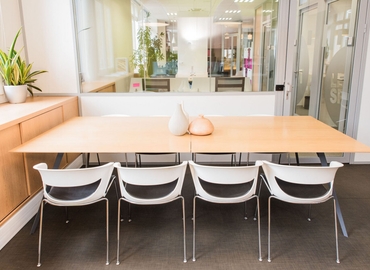98 m² Conference room in Paris 3, 4 Place Louis Armand (75603) - 1 | MatchOffice.com