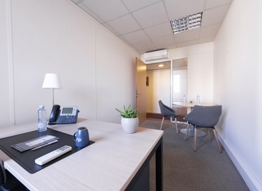 25 m² Conference space in Boulogne-Billancourt, 117 Avenue Victor Hugo (92100) - 0 | MatchOffice.com