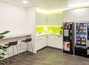 32 m² Conference hall in Fontenay sous Bois, 201 Rue Carnot (94120) - 11 | MatchOffice.com