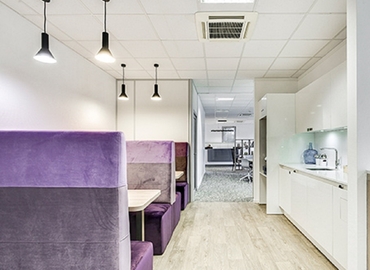 35 m² Conference space in Saint-Dénis, 18 Place Des Nympheas (93420) - 9 | MatchOffice