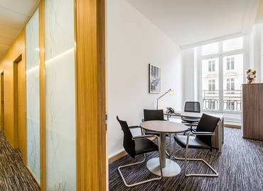 Virtual business address in Paris 1, 10 Place Vendôme (75001) - 12 | MatchOffice.com