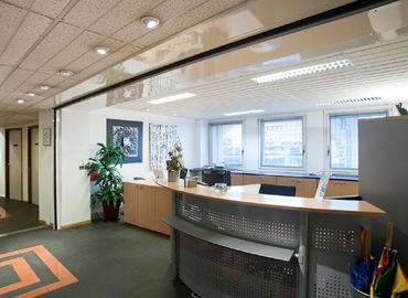 50 m² Conference space in Nice, 455 Promenade des Anglais (06299) - 14 | MatchOffice.com