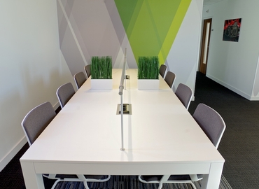 Virtual business address in Bordeaux, Parvis Louis Armand (33000) - 9 | MatchOffice.com