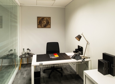 70 m² Coworking space  in Velizy-Villacoublay, 13 avenue Morane Saulnier (78457) - 16 | MatchOffice.com