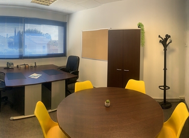 15 m² Business space in Perpignan, Rue du Moulinas 5 (66330) - 2 | MatchOffice.com