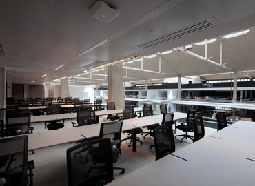 120 m² Meeting room in Paris 13, 5 Rue Eugène Freyssinet (75013) - 9 | MatchOffice