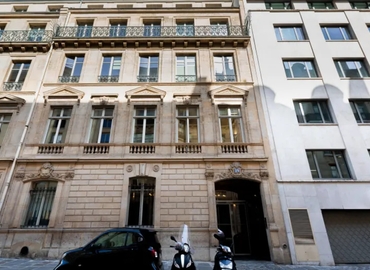 50 m² Shared workspace  in Paris 8, 27/29 rue Bassano (75008) - 10 | MatchOffice