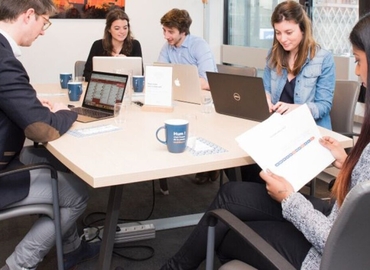 28 m² Conference hall in Paris 16, 114 bis rue Michel-ange (75016) - 11 | MatchOffice.com