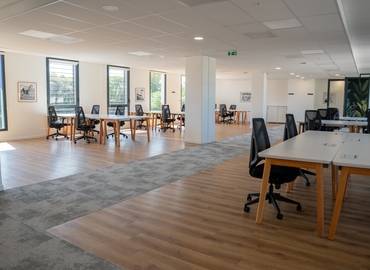 211 m² Business space in Gard, Rue Isabelle Eberhardt 80 (34000) - 3 | MatchOffice.com