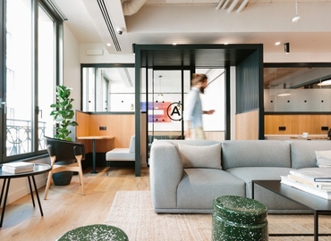 100 m² Serviced office in Paris 8, Rue du Colisée 40 (75008) - 5 | MatchOffice.com