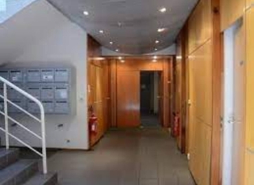 25 m² Business space in Marseilles, 99 rue Floralia (13008) - 3 | MatchOffice.com