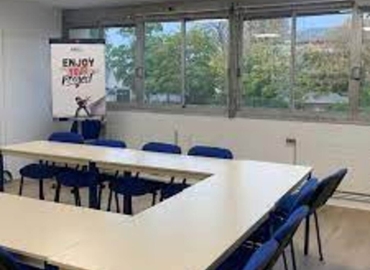9 m² Business space in Senlis, 6-8 avenue de Creil (60300) - 8 | MatchOffice.com