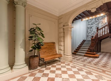 2500 m² Business center in Paris 8, Rue de Stockholm 3 (75008) - 13 | MatchOffice.com