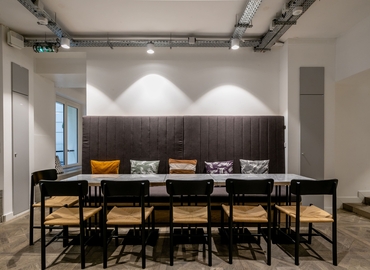 150 m² Serviced office in Paris 16, Avenue d'Iéna 49 (75116) - 1 | MatchOffice.com