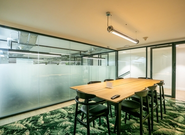 900 m² Shared office  in Paris 16, Avenue d'Iéna 49 (75116) - 22 | MatchOffice.com