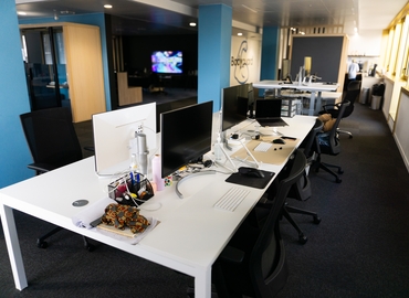 30 m² Shared workspace  in Nice, Chemin de l'Arénas 4 (06200) - 1 | MatchOffice.com