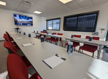 50 m² Conference hall in Aix en Provence, Rue Topaze 190 (13510) - 2 | MatchOffice.com