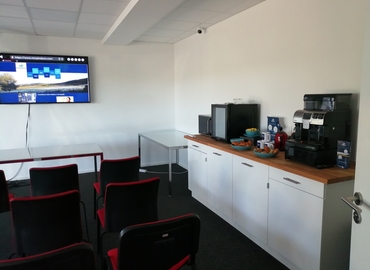 80 m² Business space in Aix en Provence, Route des Milles 2390 (13510) - 1 | MatchOffice