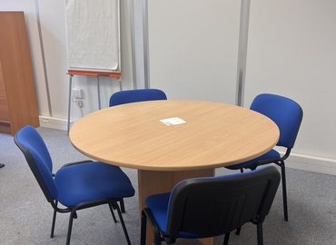 19 m² Meeting room in Le Plessis Belleville, Avenue Georges Bataille 5 (60330) - 2 | MatchOffice