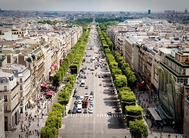 25 m² Business space in Paris 8, 66 Avenue des Champs Elysees (75008) - 1 | MatchOffice