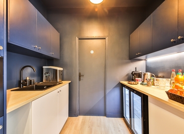 110 m² Conference hall in Paris 14, Rue de l'Ouest 94 (75014) - 24 | MatchOffice.com