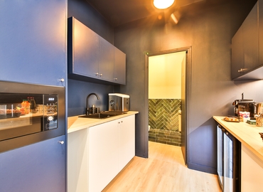 110 m² Conference hall in Paris 14, Rue de l'Ouest 94 (75014) - 25 | MatchOffice.com