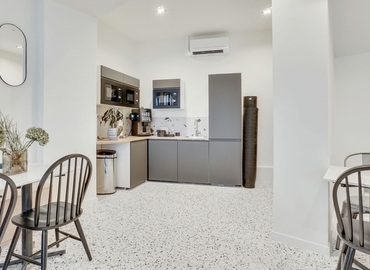 843 m² Business center in Paris 8,  93 Boulevard Haussmann (75008) - 3 | MatchOffice.com