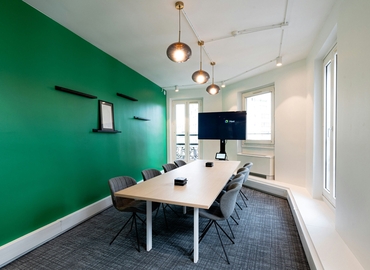 Bureaux équipés à louer à Paris 8 1707 m², 36 rue de Saint-Petersbourg - 8 | MatchOffice