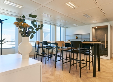 976 m² Business space in La Defense, 102 Terr. Boieldieu (92800) - 5 | MatchOffice
