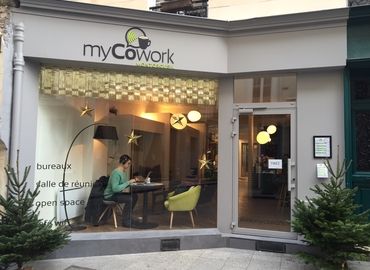 9 m² Shared workspace  in Paris 2, Rue Greneta 54 (75002) - 0 | MatchOffice.com