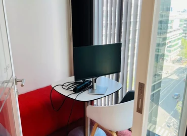 10 m² Co-working  in Paris 13, 111 avenue de France (75013) - 2 | MatchOffice.com
