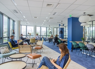 500 m² Coworking  in Colombes, 1 Rue du Débarcadère (92700) - 9 | MatchOffice.com