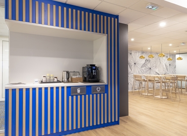 Office Avenue Roumanille 400 06410 Sophia-Antipolis