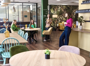 1500 m² Shared workspace  in Suresnes, 42 rue Rouget de Lisle (92150) - 9 | MatchOffice.com