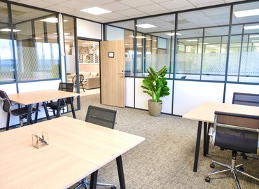 1500 m² Coworking  in Suresnes, 42 rue Rouget de Lisle (92150) - 1 | MatchOffice.com