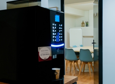 40 m² Shared workspace  in Paris 12, Avenue du Général Michel Bizot 72 (75012) - 4 | MatchOffice.com